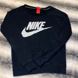 Nike crew neck sweater (XS)
